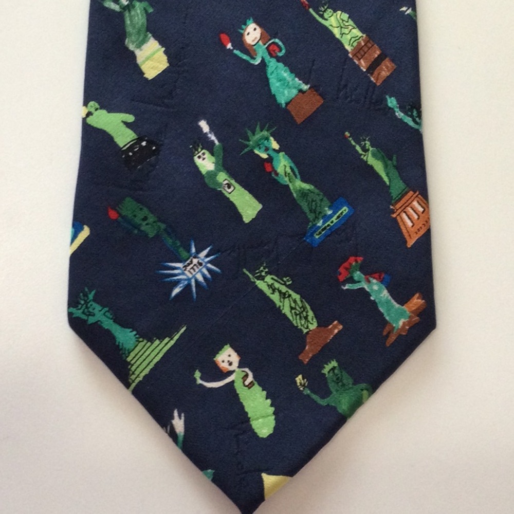 Nicole Miller men’s silk tie